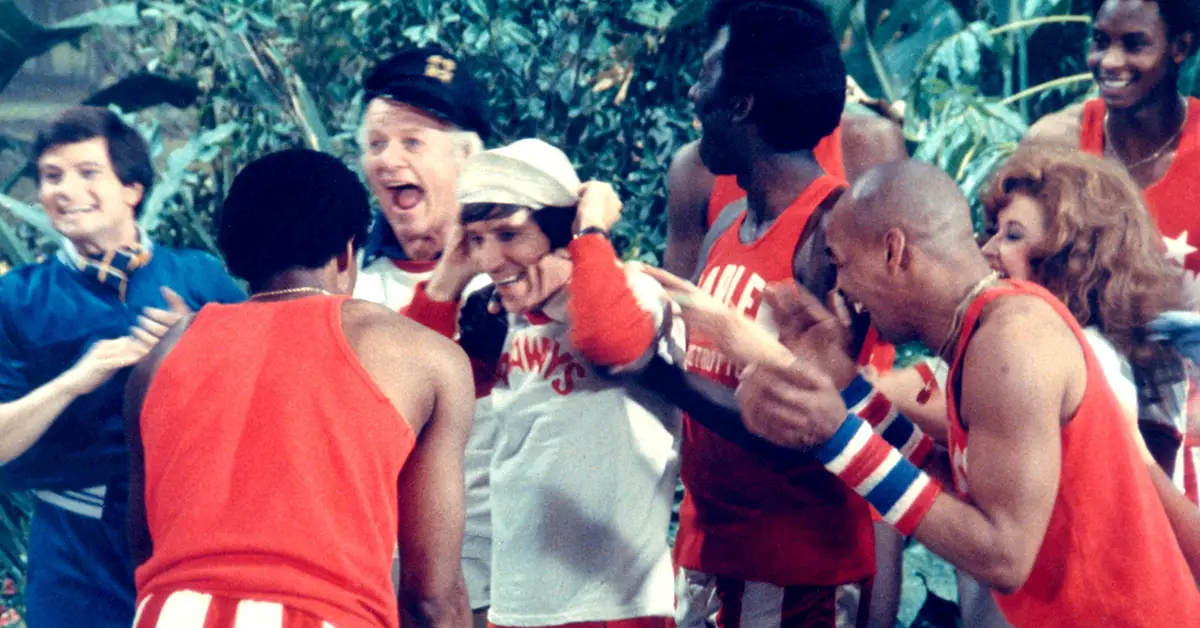 A scene from "The Harlem Globetrotters on Gilligan's Island."